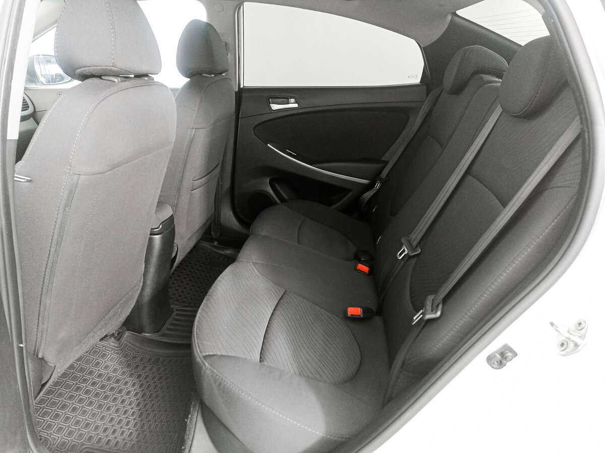 Купить Hyundai Solaris, 2016, 91 734 км, фото №9