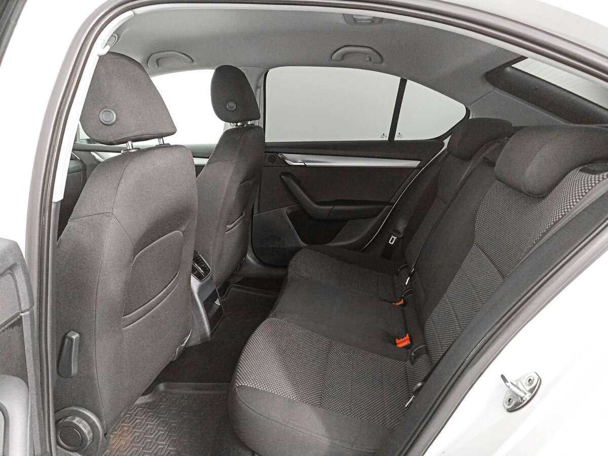 Купить Skoda Octavia, 2014, 203 152 км, фото №10