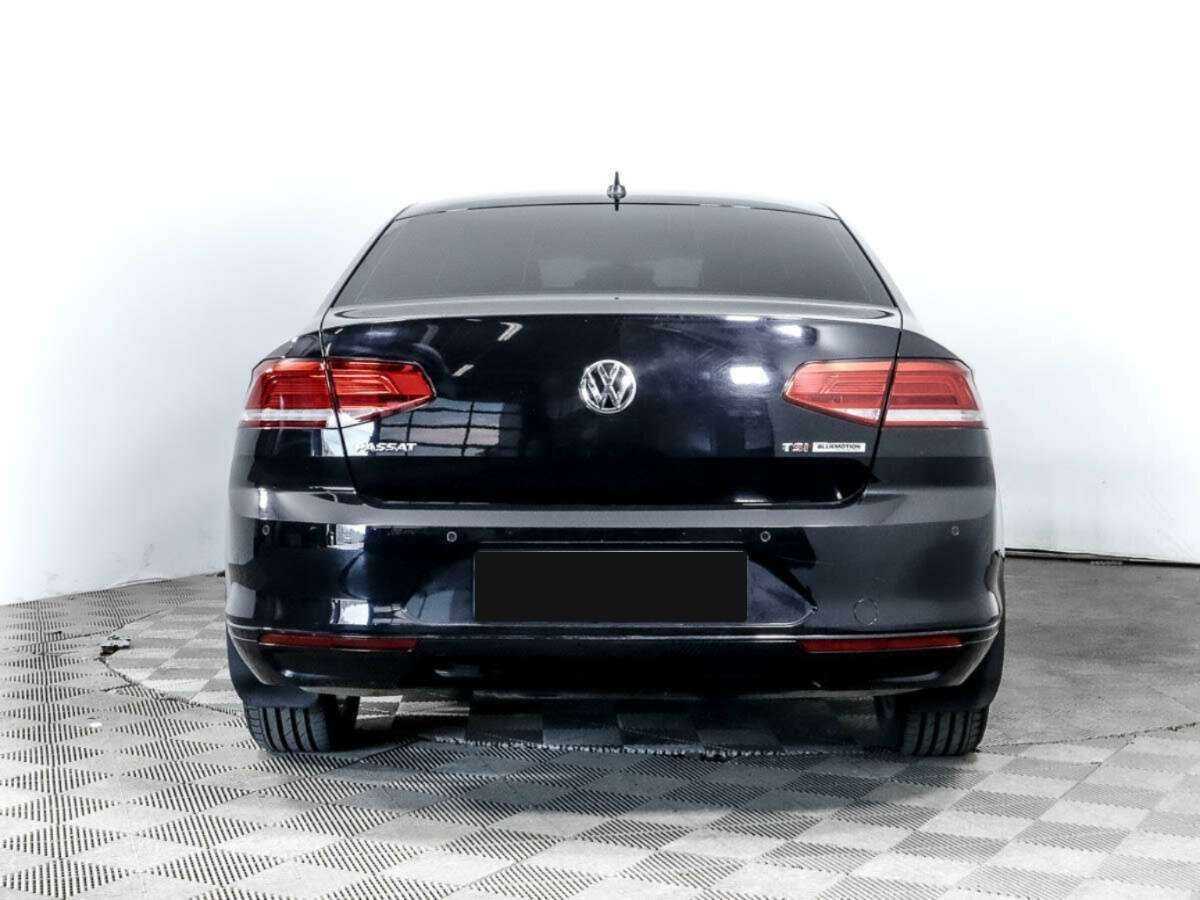 Купить Volkswagen Passat, 2017, 181 000 км, фото №5