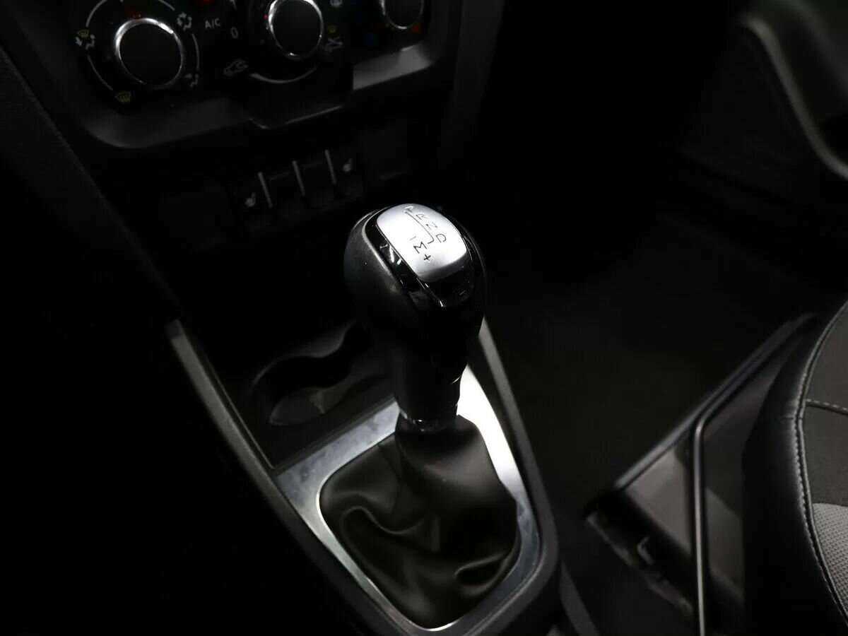 Купить Lada (ВАЗ) XRAY Cross, 2019, 60 000 км, фото №15