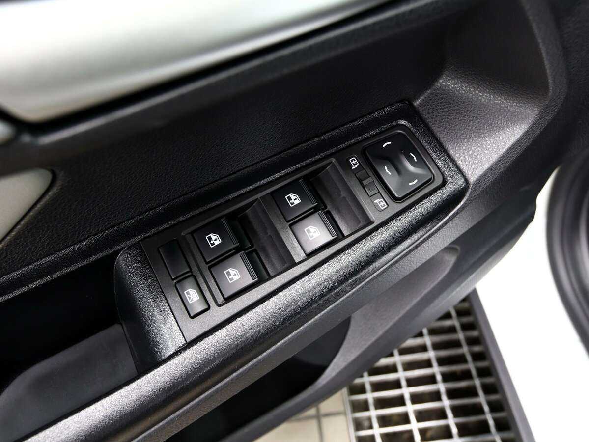 Купить Lada (ВАЗ) Vesta SW Cross, 2021, 48 750 км, фото №9