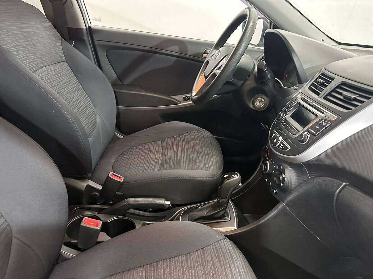 Купить Hyundai Solaris, 2015, 98 464 км, фото №11