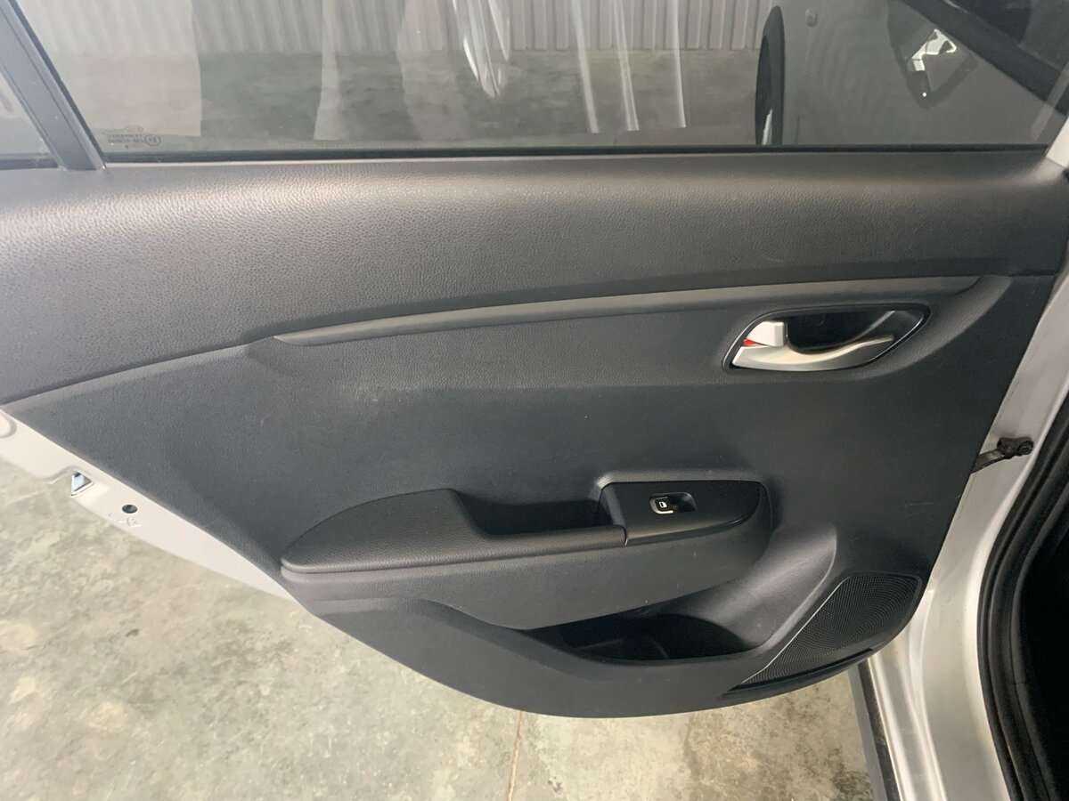 Купить Kia Rio X-Line, 2019, 60 439 км, фото №18