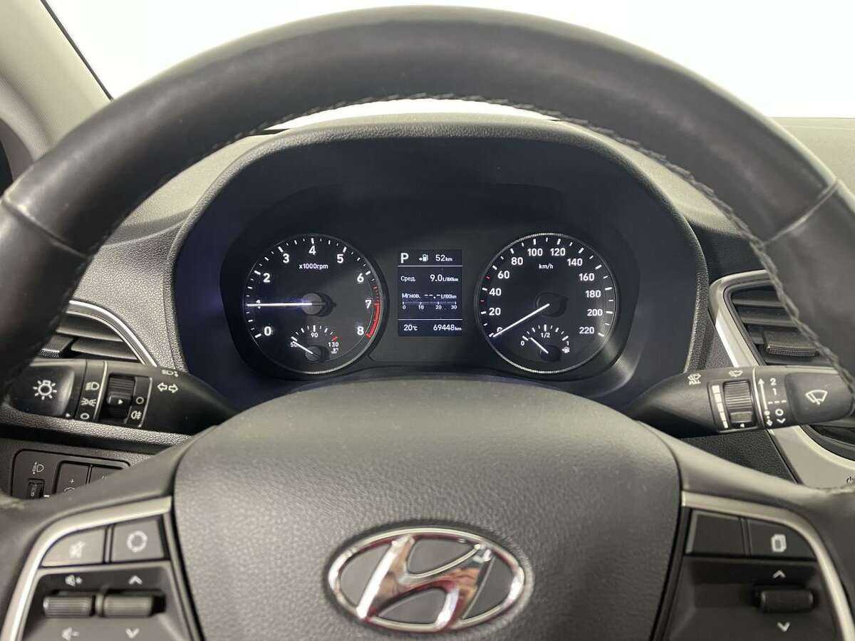 Купить Hyundai Solaris, 2018, 69 242 км, фото №11