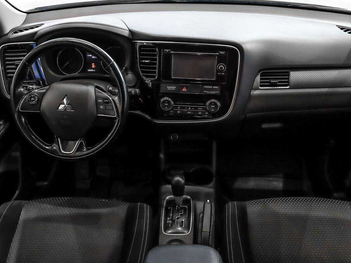 Купить Mitsubishi Outlander, 2016, 129 264 км, фото №12