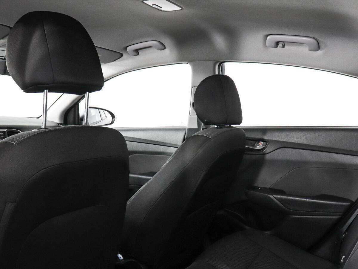 Купить Hyundai Solaris, 2018, 153 484 км, фото №12