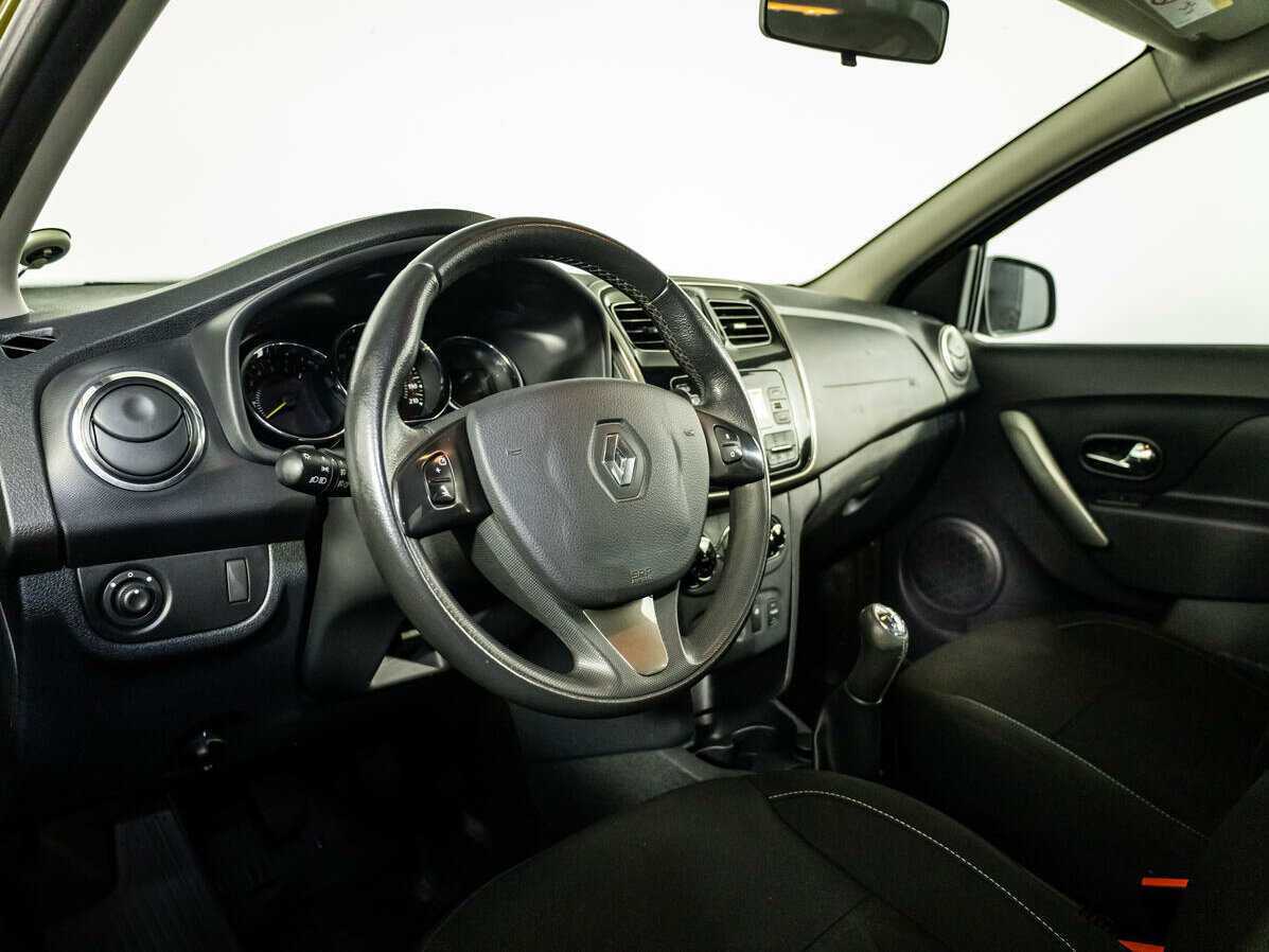 Купить Renault Sandero Stepway, 2017, 99 421 км, фото №10