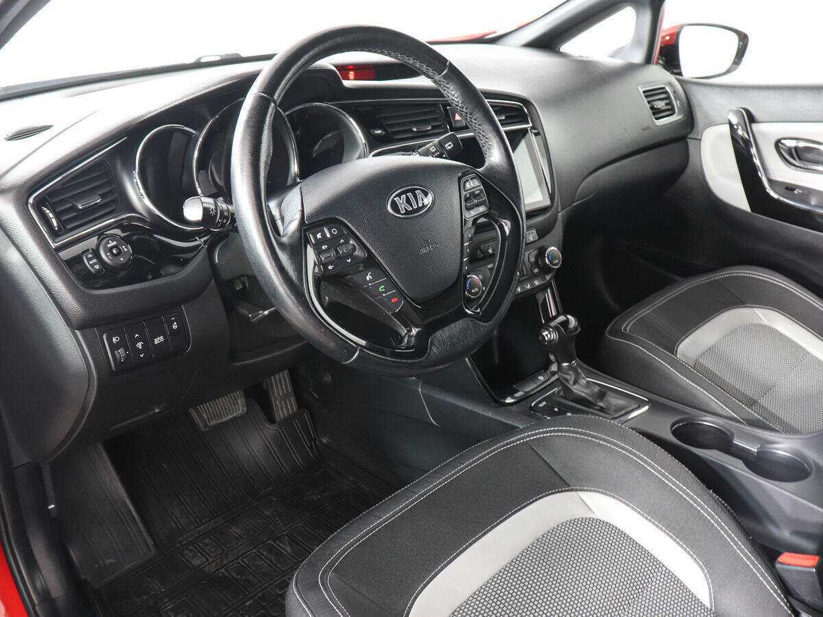 Купить Kia Ceed, 2017, 82 415 км, фото №9