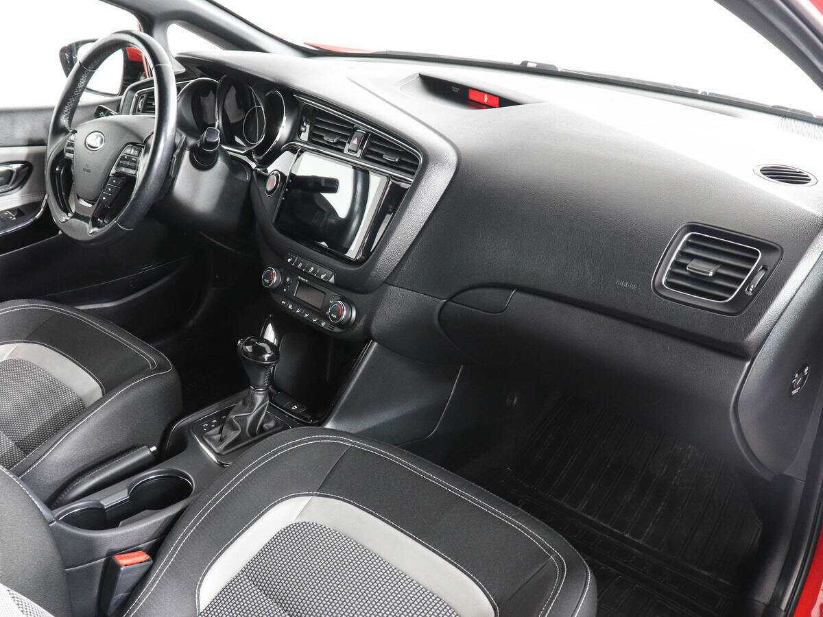 Купить Kia Ceed, 2017, 82 415 км, фото №10