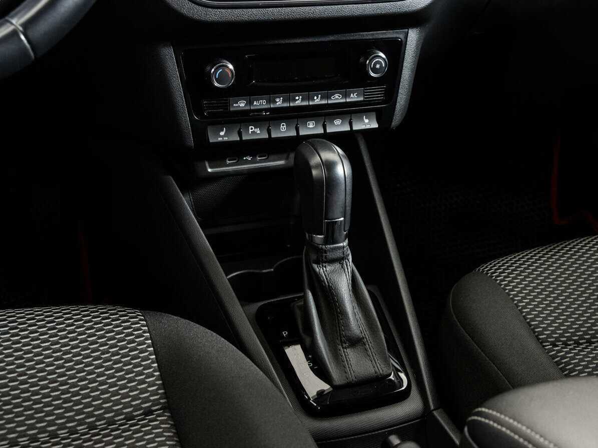 Купить Volkswagen Polo, 2021, 48 000 км, фото №11