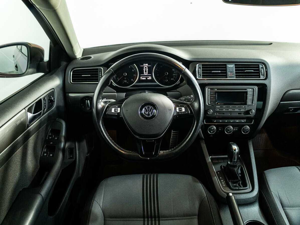 Купить Volkswagen Jetta, 2016, 119 856 км, фото №12