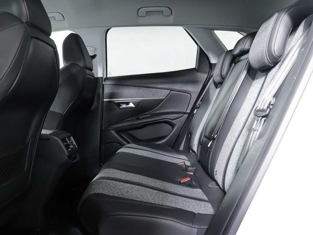 Купить Peugeot 3008, 2017, 87 662 км, фото №10