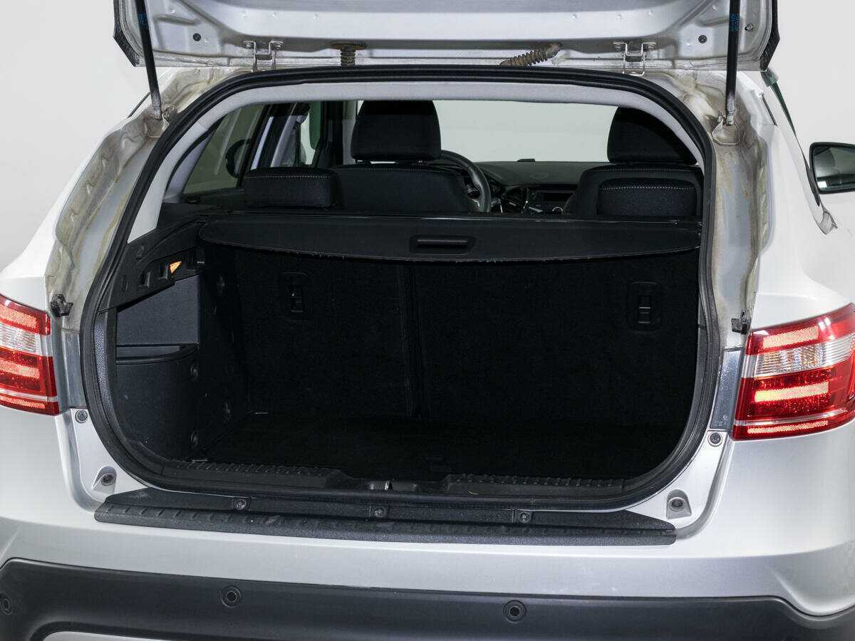 Купить Lada (ВАЗ) Vesta SW Cross, 2020, 41 800 км, фото №9