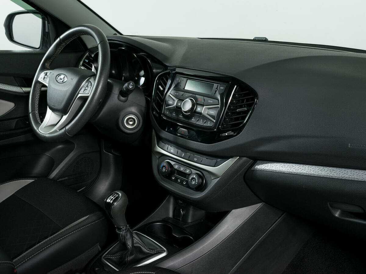 Купить Lada (ВАЗ) Vesta SW Cross, 2020, 41 800 км, фото №10