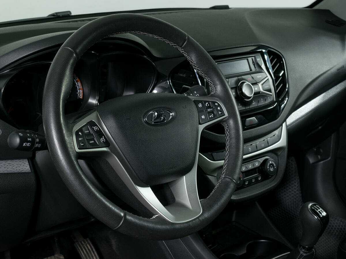 Купить Lada (ВАЗ) Vesta SW Cross, 2020, 41 800 км, фото №16