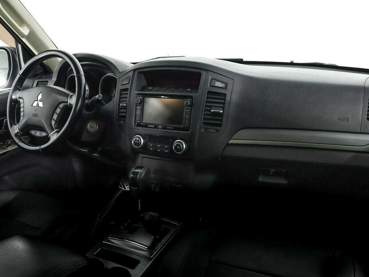 Купить Mitsubishi Pajero, 2012, 283 912 км, фото №10