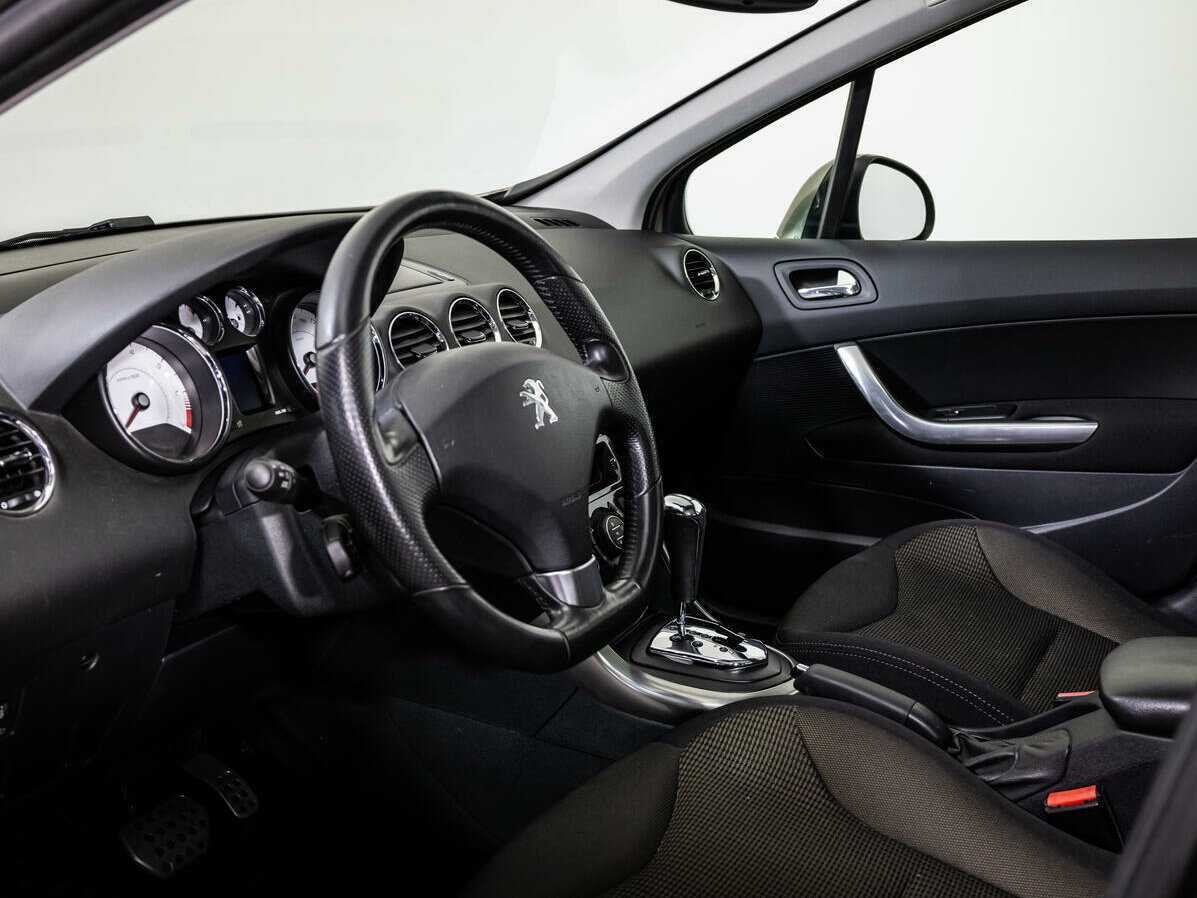 Купить Peugeot 308, 2013, 82 635 км, фото №11