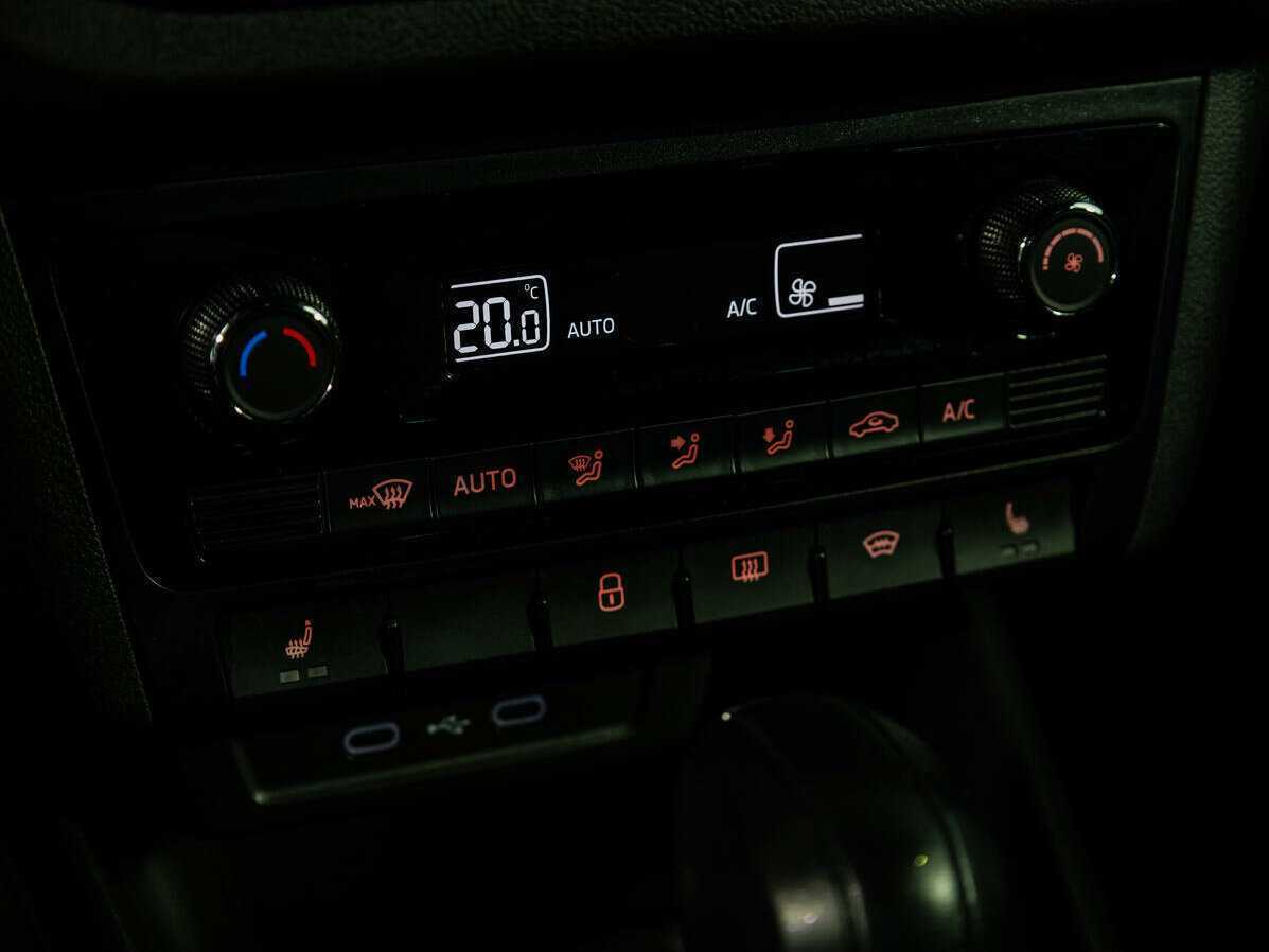 Купить Volkswagen Polo, 2021, 65 566 км, фото №17