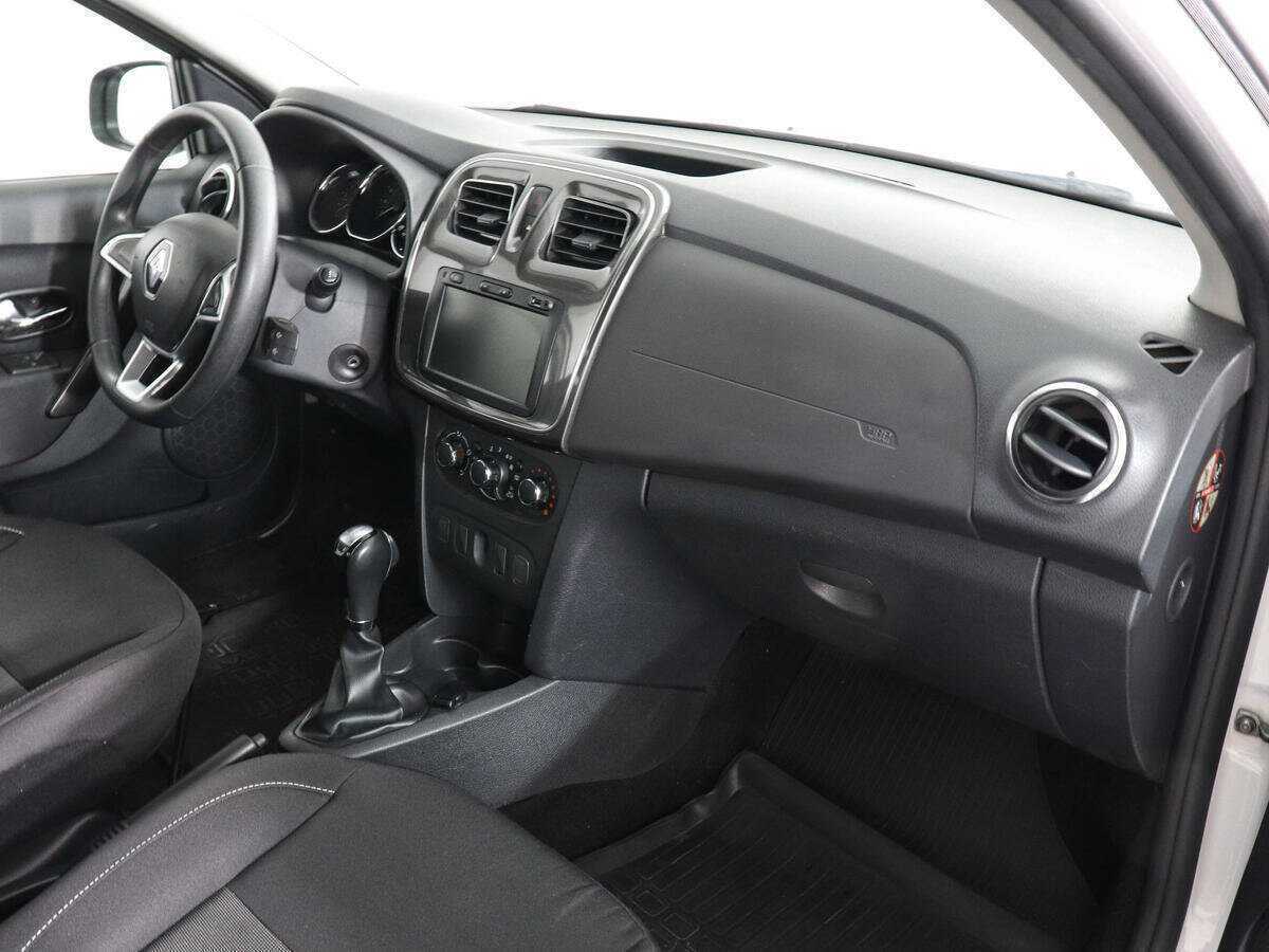 Купить Renault Logan Stepway, 2020, 122 335 км, фото №10