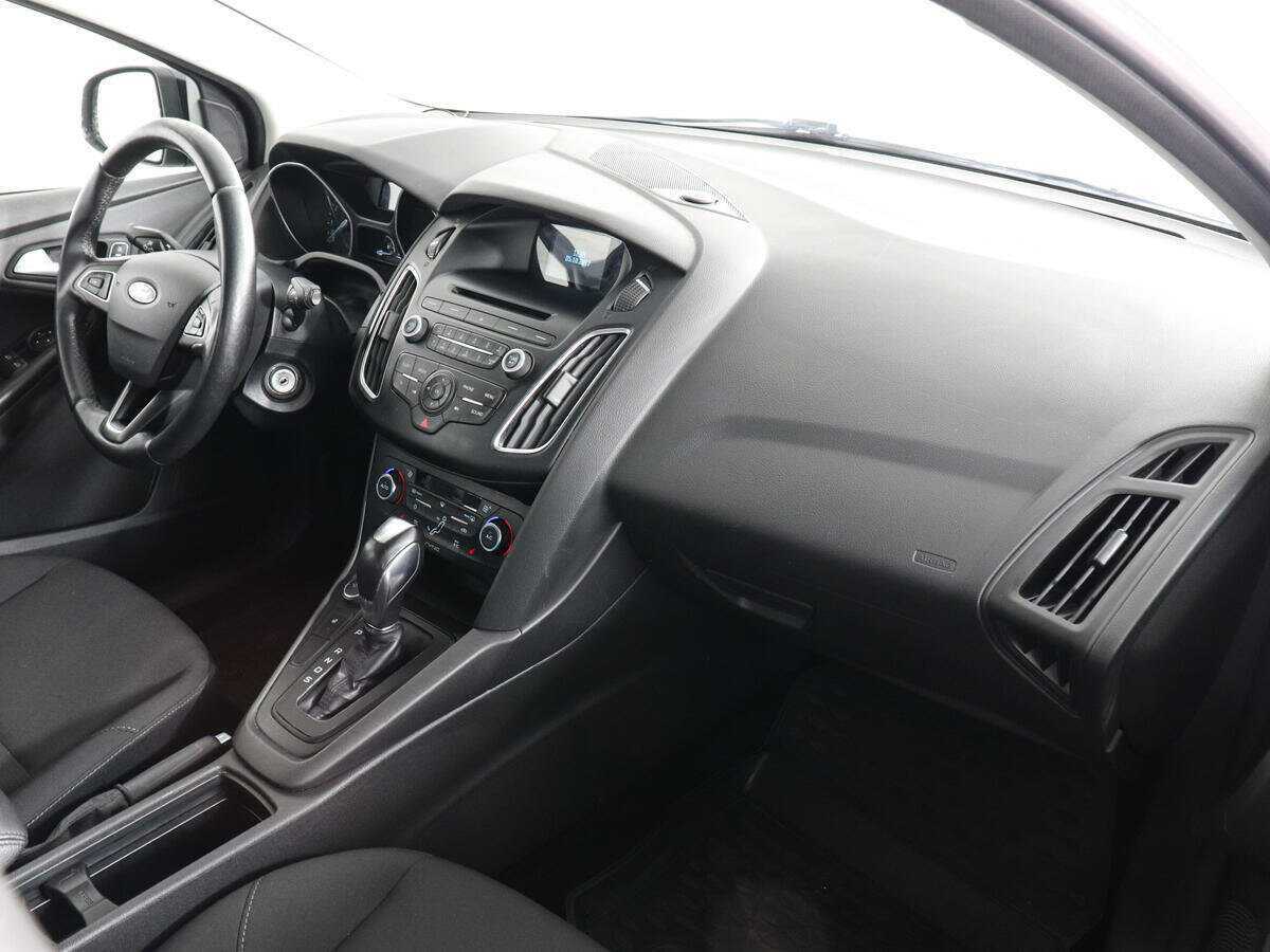 Купить Ford Focus, 2017, 66 108 км, фото №10