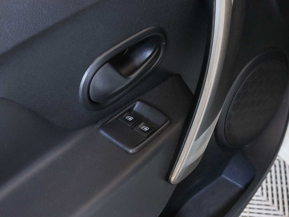 Купить Renault Logan, 2020, 94 346 км, фото №13