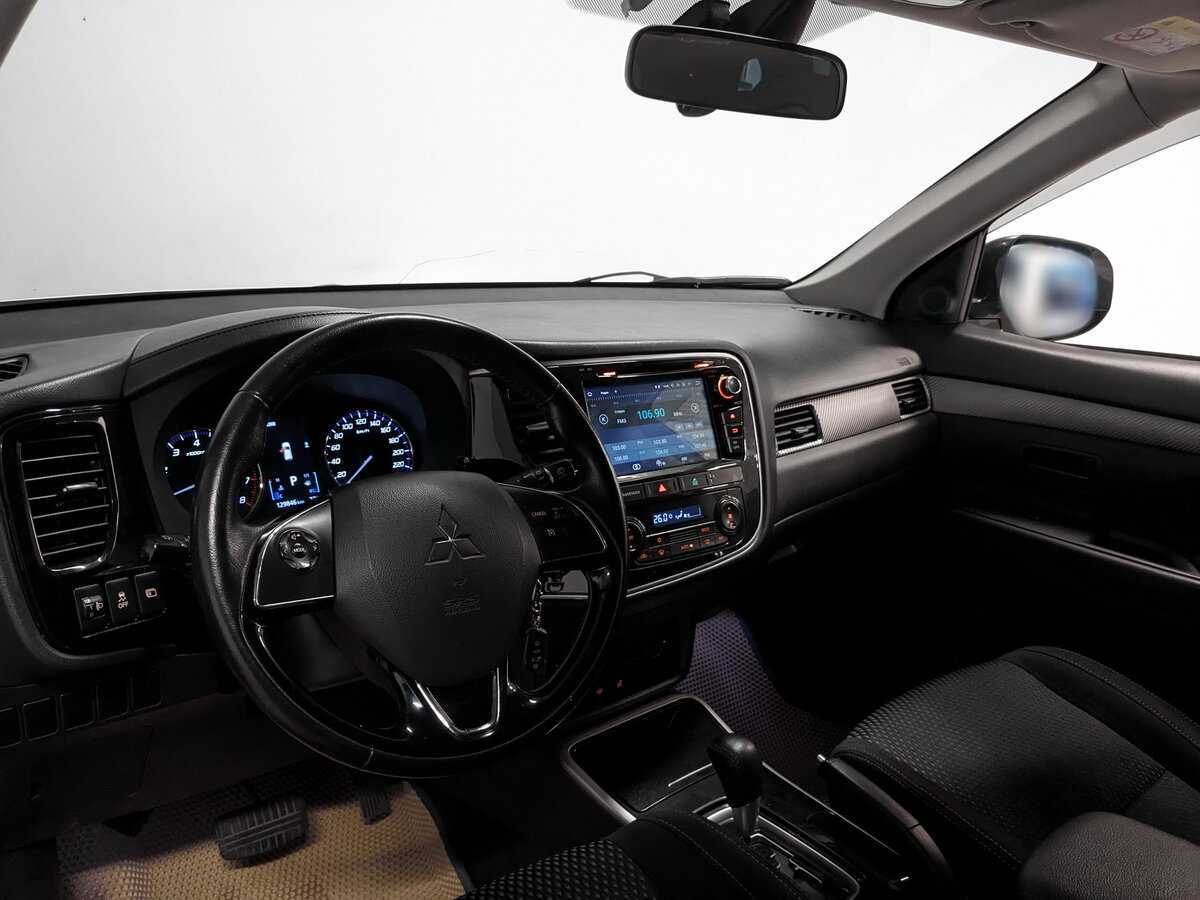 Купить Mitsubishi Outlander, 2017, 129 844 км, фото №19