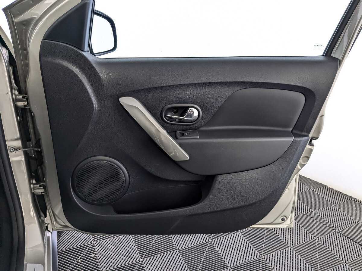 Купить Renault Sandero Stepway, 2021, 30 139 км, фото №21
