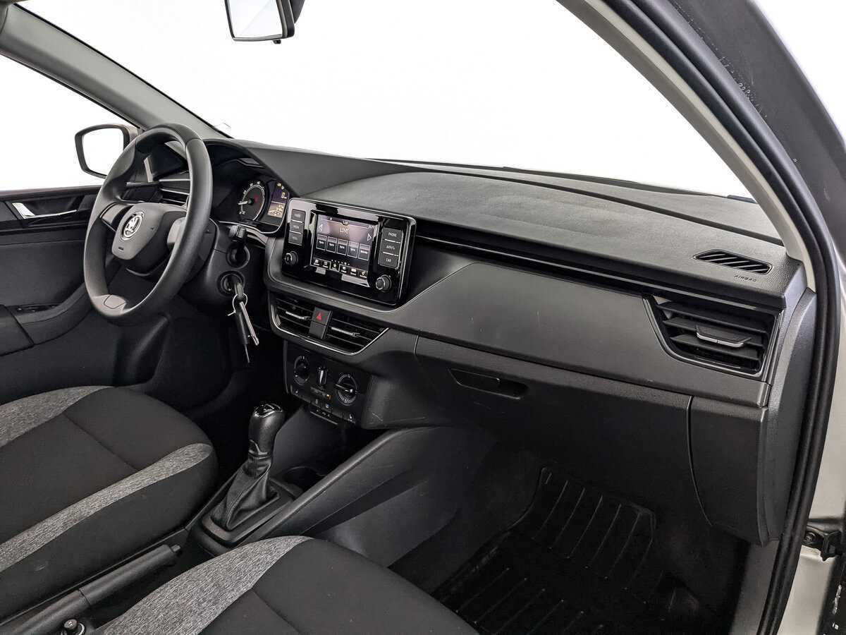 Купить Skoda Rapid, 2020, 72 136 км, фото №9