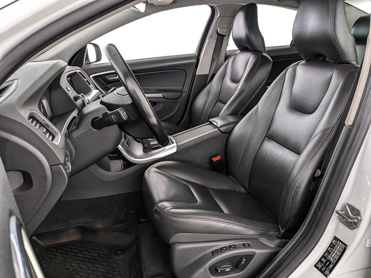 Купить Volvo S60, 2016, 99 792 км, фото №16