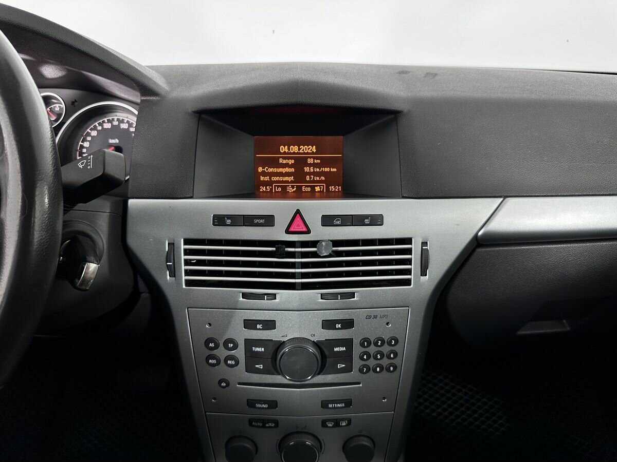 Купить Opel Astra, 2014, 233 985 км, фото №10