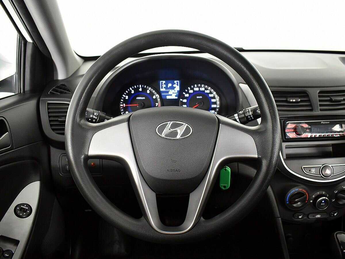 Купить Hyundai Solaris, 2014, 98 668 км, фото №11