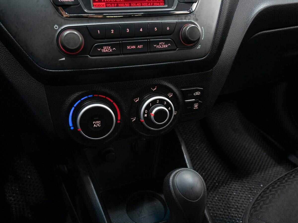 Купить Kia Rio, 2012, 139 129 км, фото №17