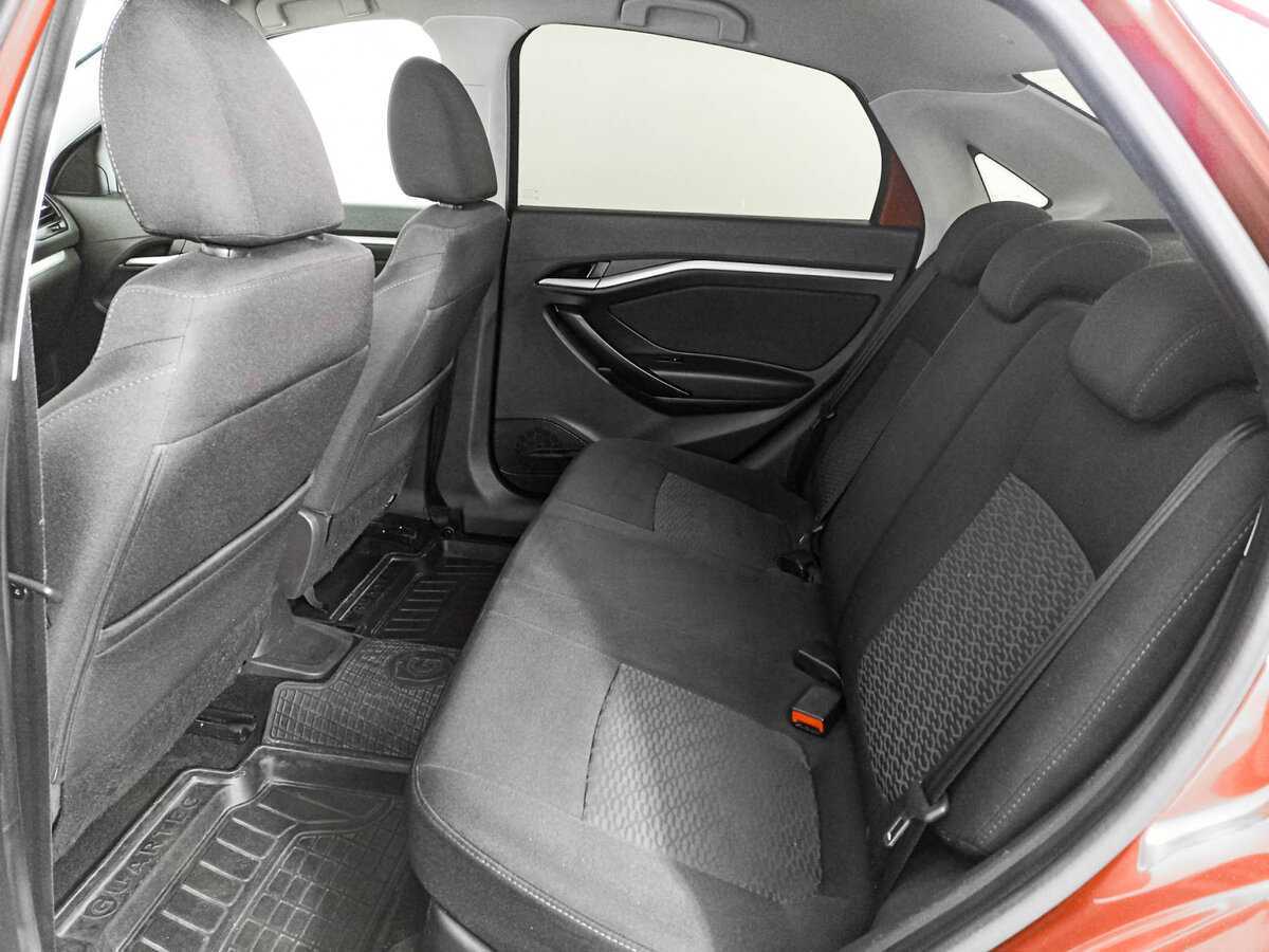 Купить Lada (ВАЗ) Vesta, 2017, 156 400 км, фото №10