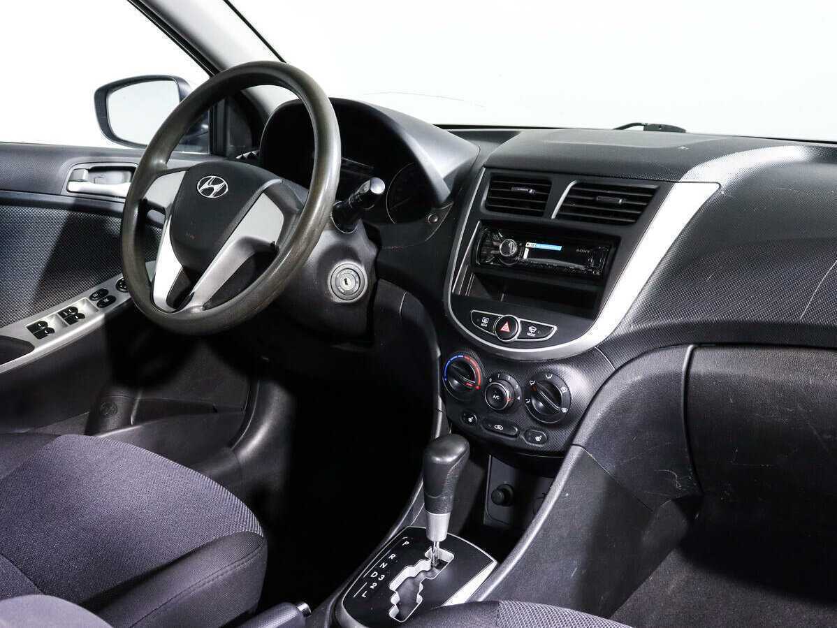 Купить Hyundai Solaris, 2013, 206 565 км, фото №9