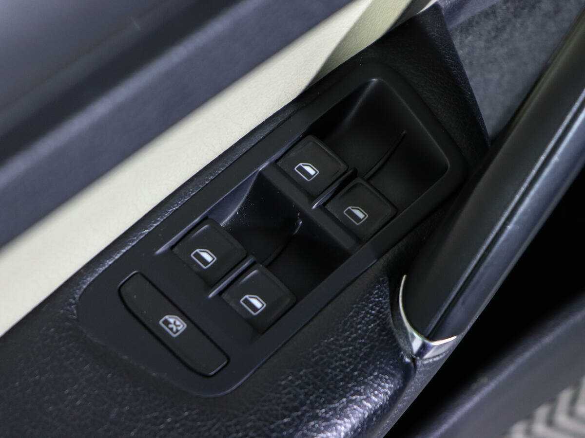 Купить Volkswagen Golf, 2013, 176 909 км, фото №17