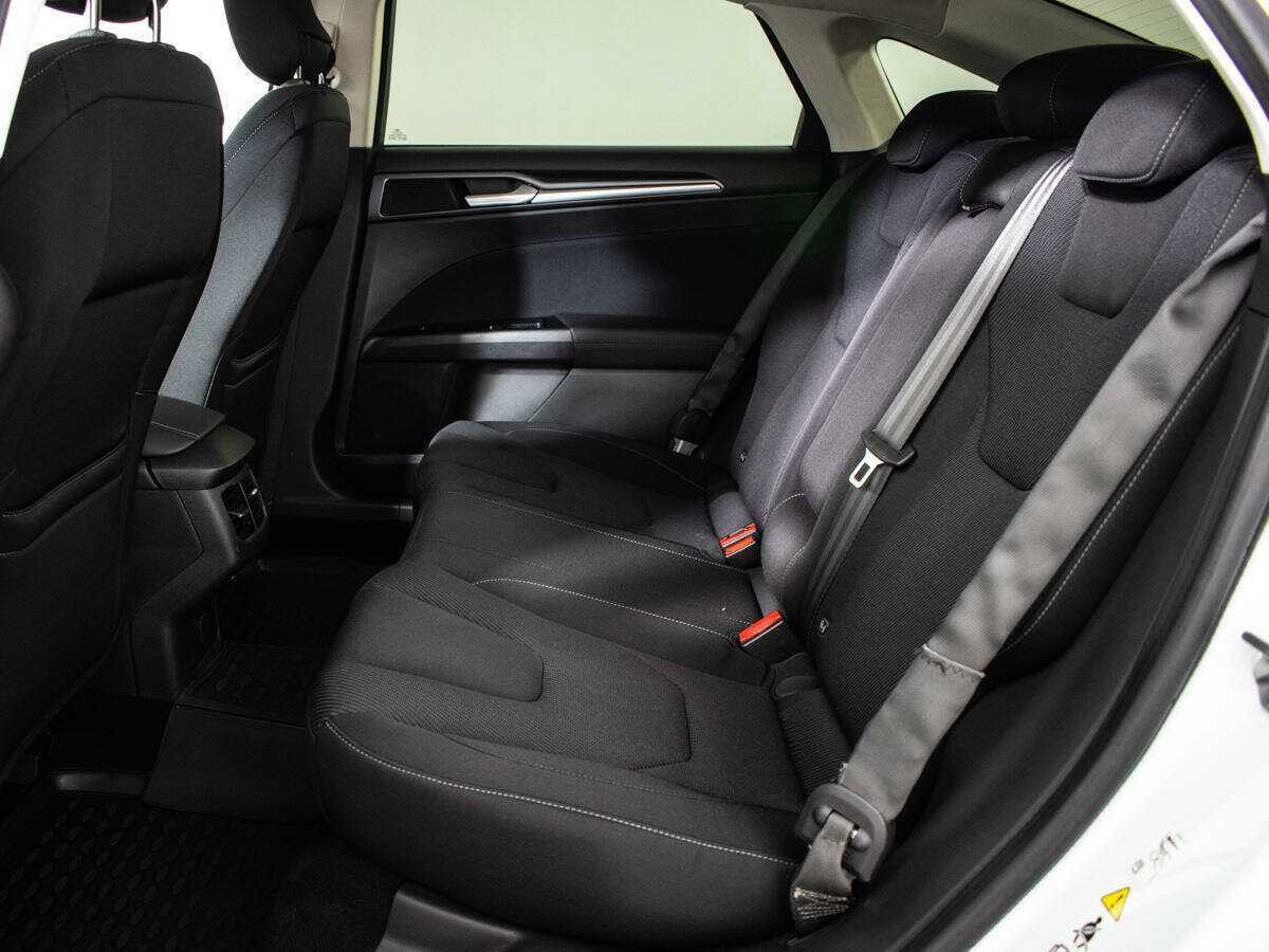 Купить Ford Mondeo, 2015, 146 893 км, фото №10