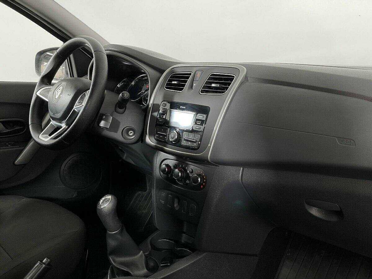 Купить Renault Logan Stepway, 2019, 100 809 км, фото №9