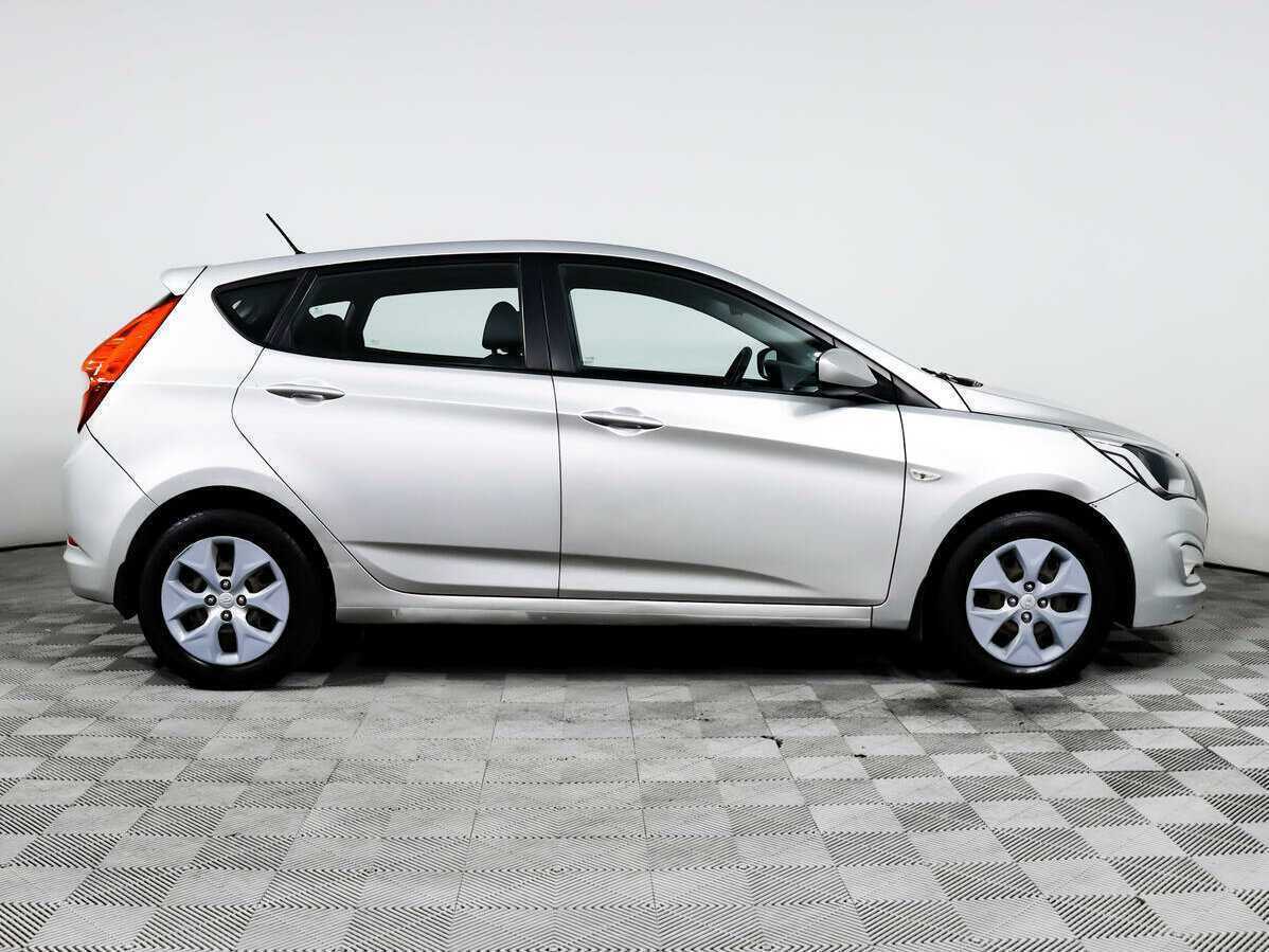 Купить Hyundai Solaris, 2014, 134 340 км, фото №4