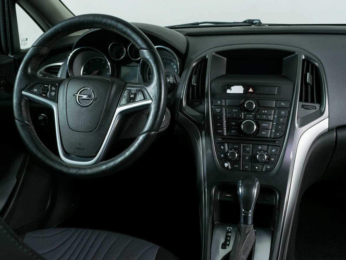 Купить Opel Astra, 2013, 147 856 км, фото №10