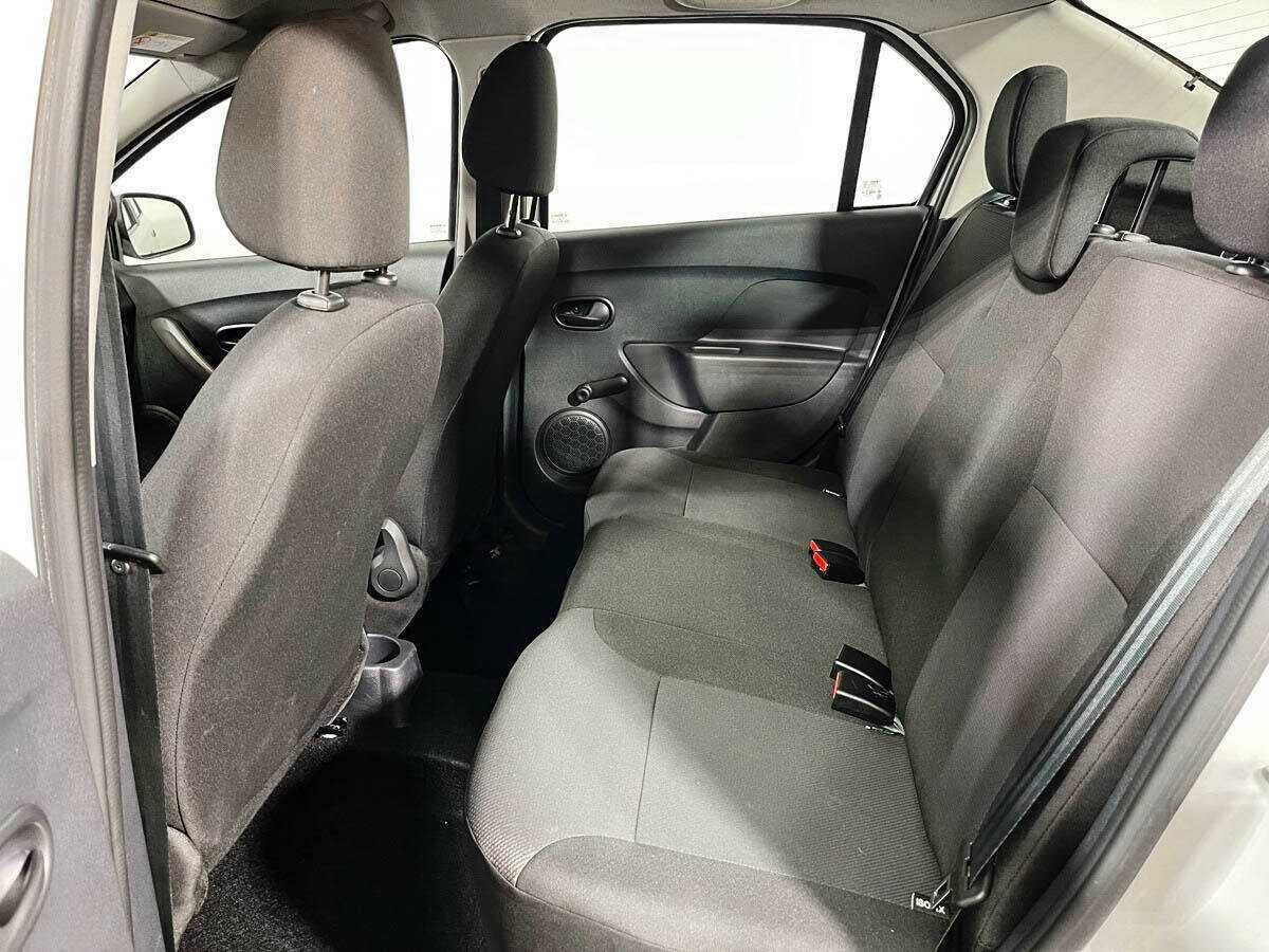 Купить Renault Logan, 2019, 67 968 км, фото №6