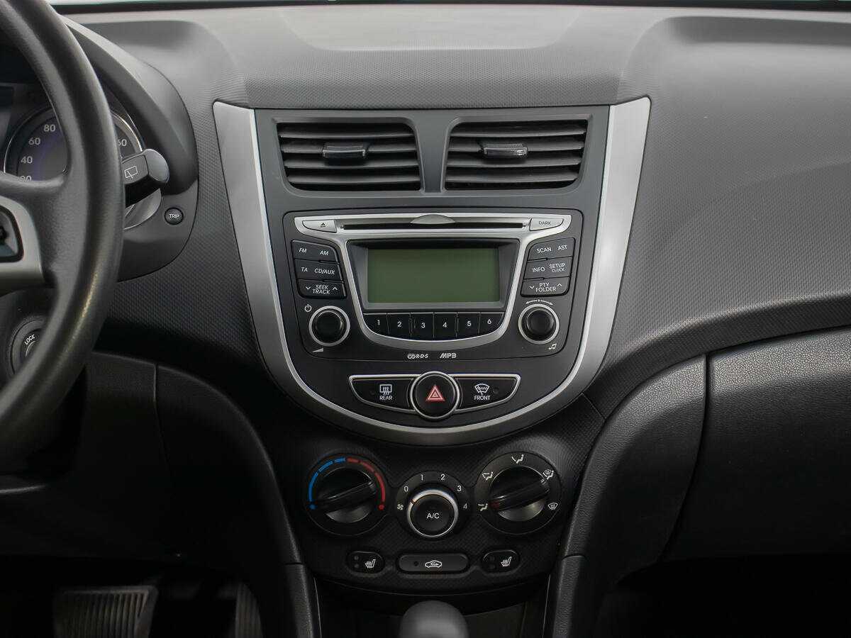 Купить Hyundai Solaris, 2012, 189 156 км, фото №14