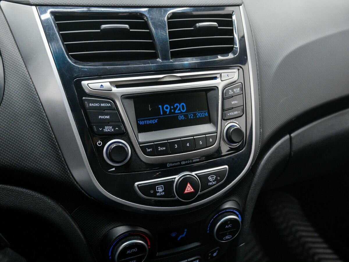 Купить Hyundai Solaris, 2016, 49 593 км, фото №20