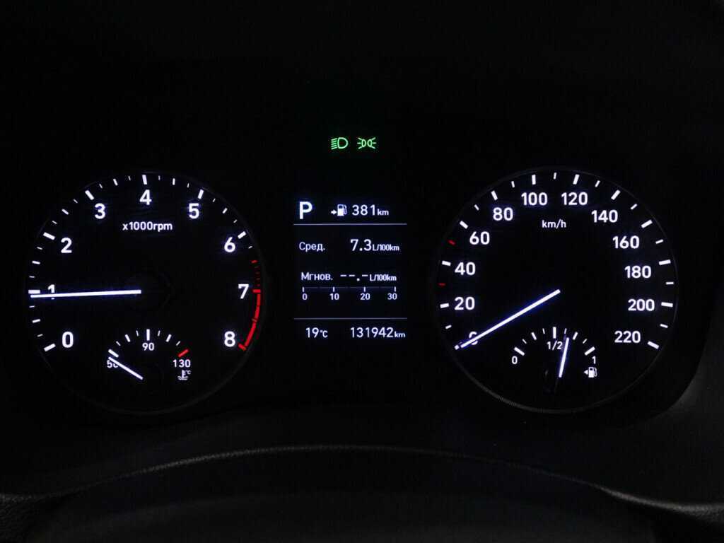 Купить Hyundai Solaris, 2017, 131 941 км, фото №12