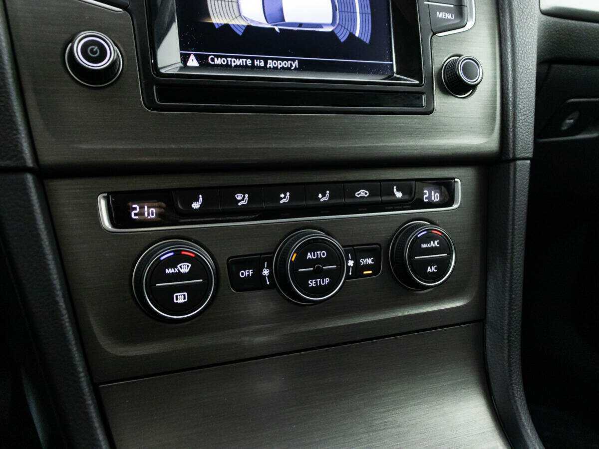 Купить Volkswagen Golf, 2012, 190 695 км, фото №17