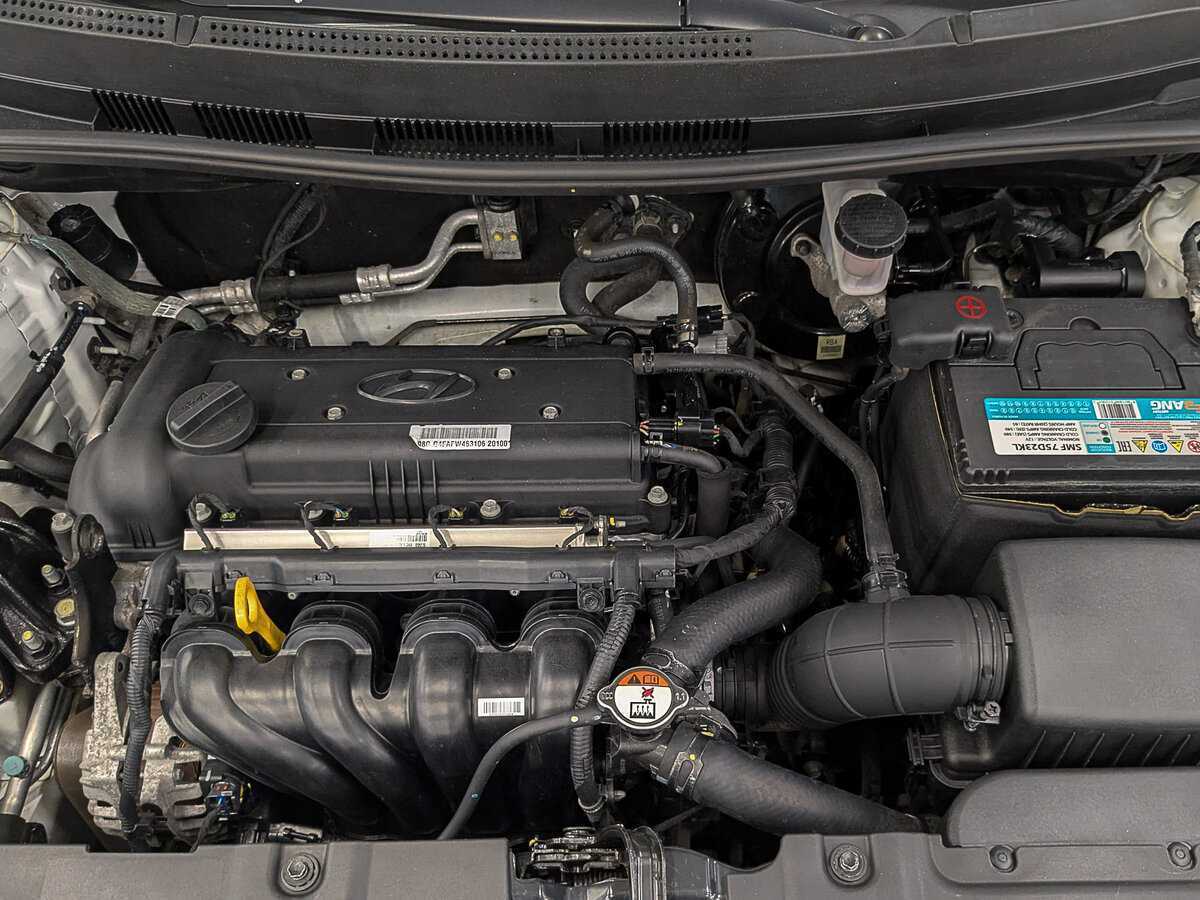 Купить Hyundai Solaris, 2015, 90 379 км, фото №9