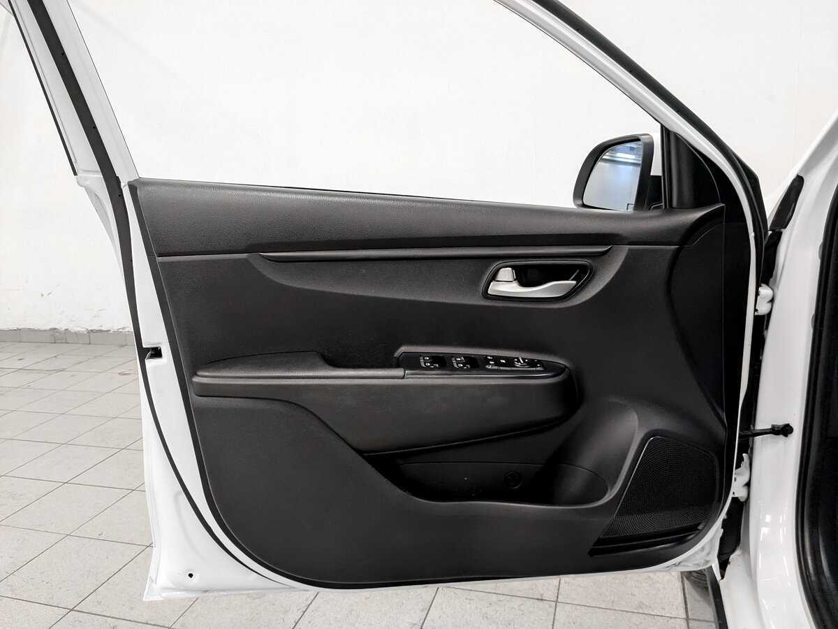 Купить Kia Rio X-Line, 2020, 178 004 км, фото №17