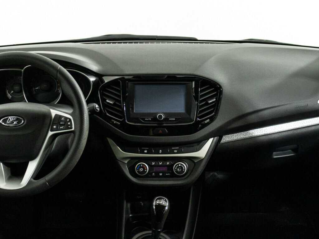 Купить Lada (ВАЗ) Vesta SW Cross, 2018, 70 770 км, фото №14