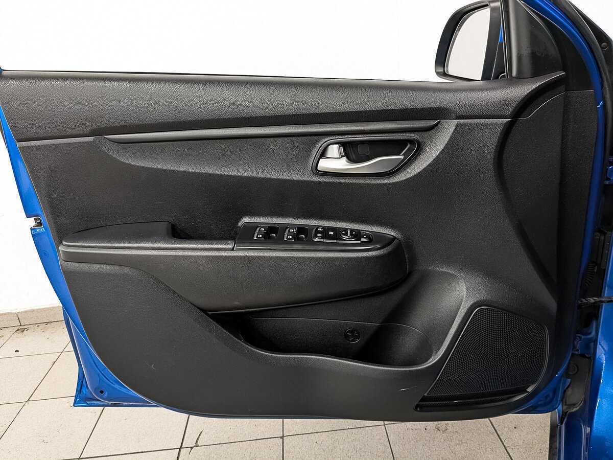 Купить Kia Rio X-Line, 2020, 186 725 км, фото №18