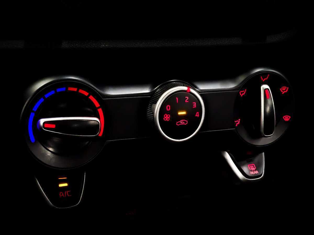 Купить Kia Rio X-Line, 2020, 177 292 км, фото №25