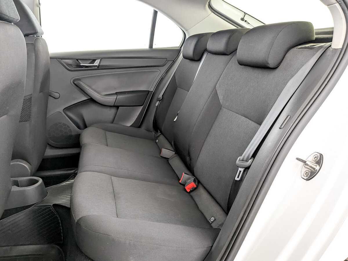 Купить Skoda Rapid, 2017, 172 434 км, фото №12